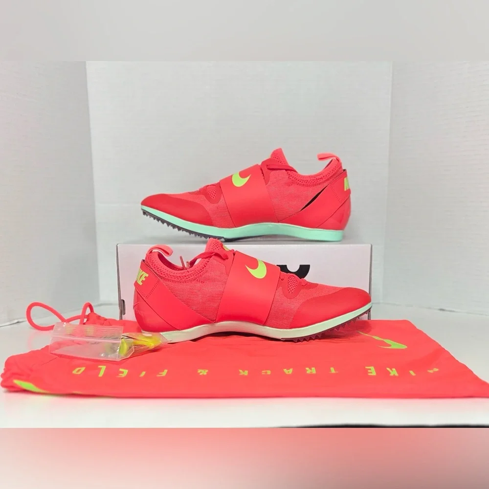 Nike pole vault